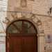 ...caratterizzato per la presenza di Palazzo Monacelle. Questo edificio oggi ospita una biblioteca ma alla fine del 700 fu la sede del primo conservatorio della terra di Bari